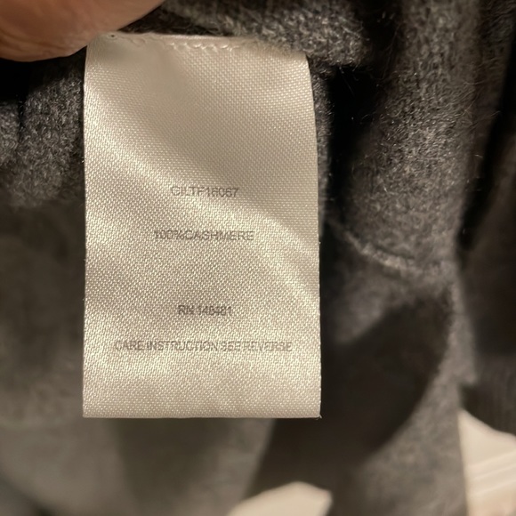 100% Cashmere Cardigan - Picture 3 of 5